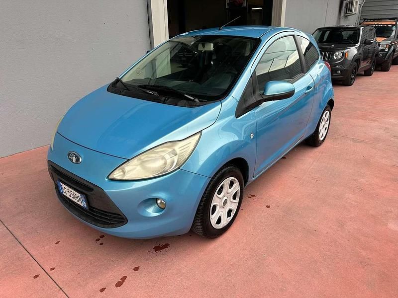 Usata Ford Ka Titanium 69 CV (50 kW) 2010 Blu/azzurro Berlina