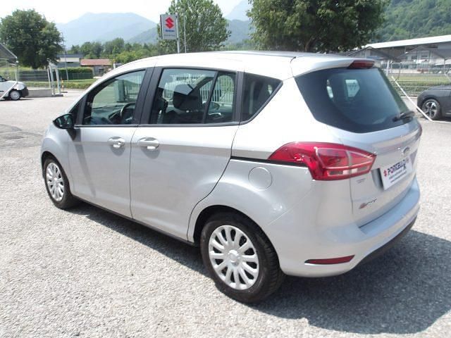 Usata Ford B-MAX 90 CV (66 kW) 2015 Argento Monovolume