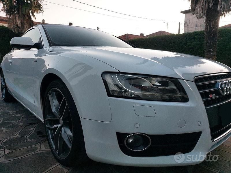 Usata Audi A5 S-Line 2011 Bianco Coupé