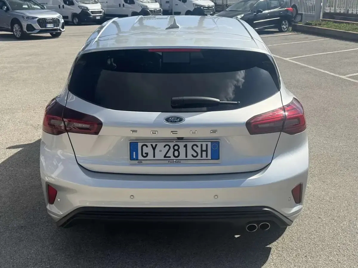 Usata Ford Focus ST-Line 116 CV (85 kW) 2025 Argento Berlina
