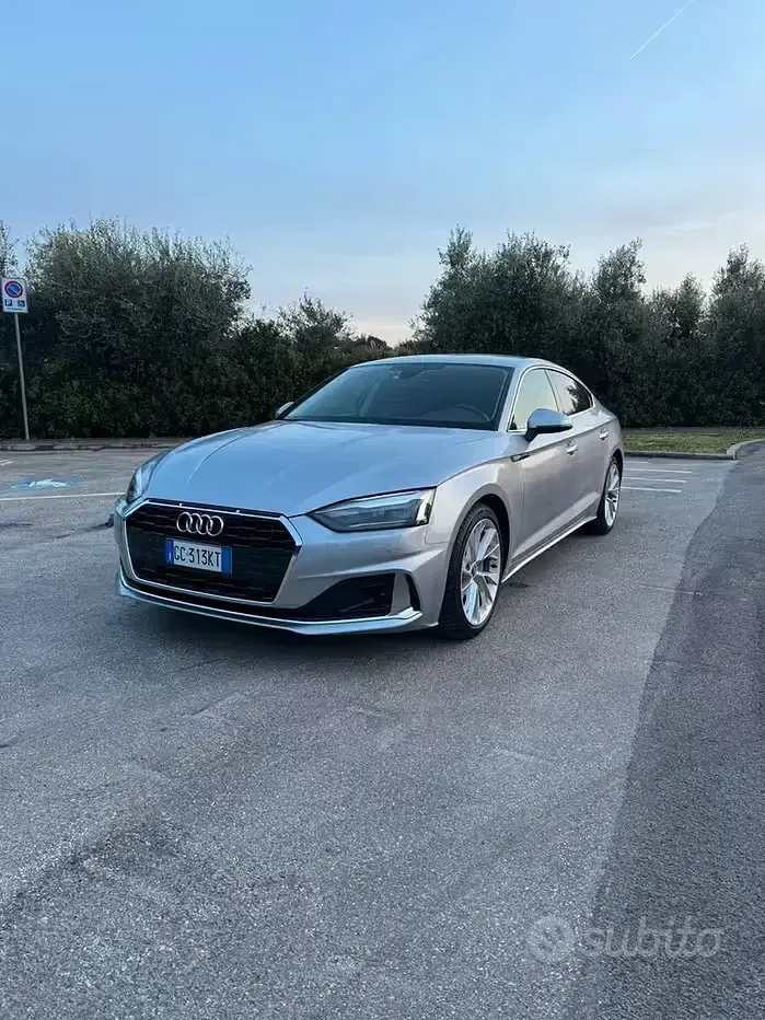 Usata Audi A5 Sportback Ambiente 204 CV (150 kW) 2020 Grigio Utilitaria