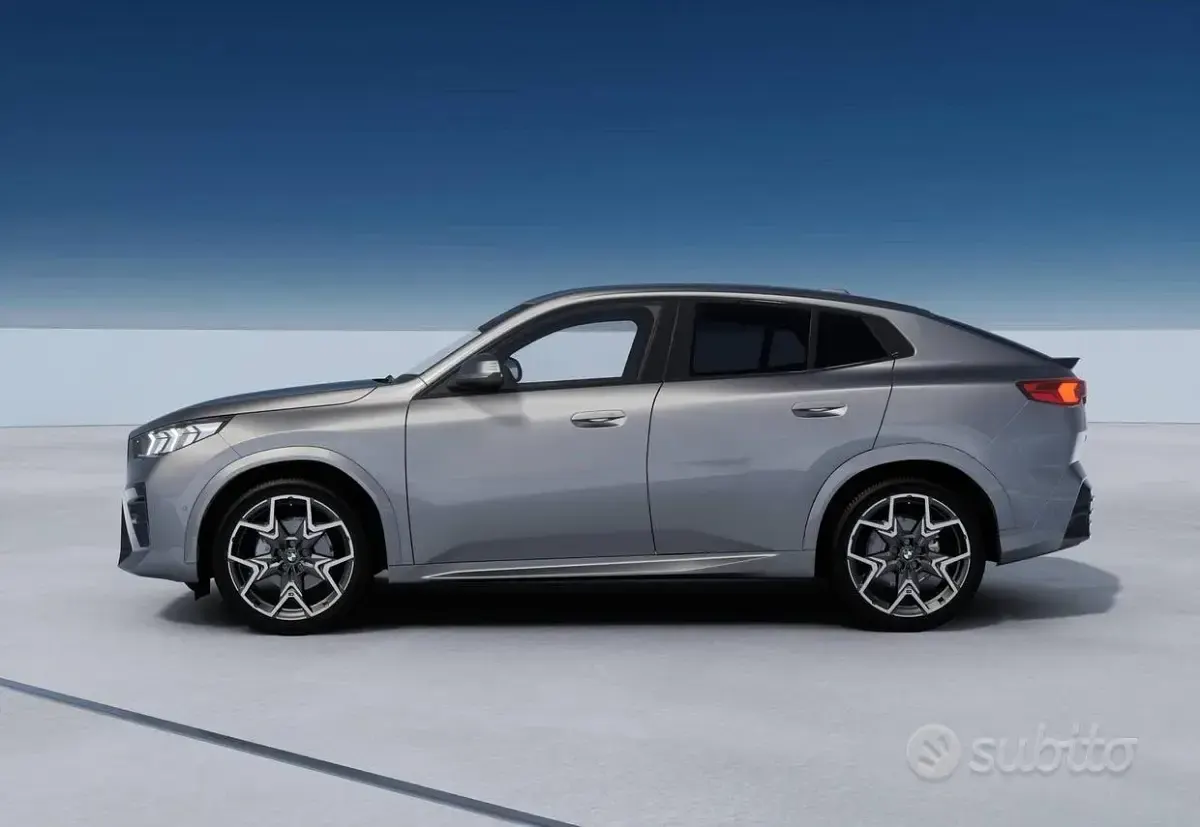 Nuova BMW X2 M Sport 150 CV (110 kW) 2026 Grigio SUV