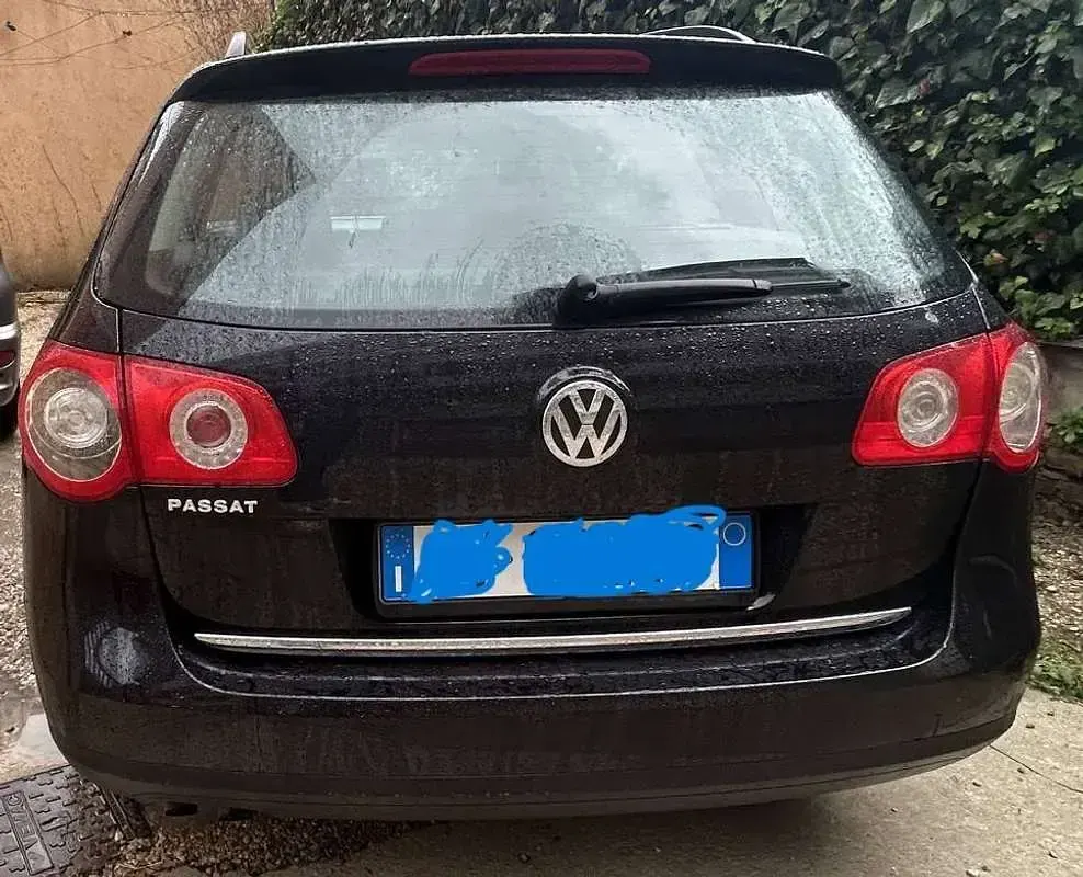 Usata VW Passat Trendline 105 CV (77 kW) 2006 Nero Station wagon