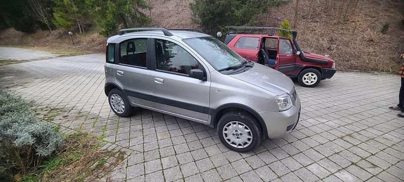 Usata Fiat Panda 4x4 Climbing 60 CV (44 kW) 2005 Utilitaria