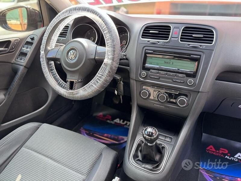 Usata VW Golf VI 105 CV (77 kW) 2010 Nero Utilitaria