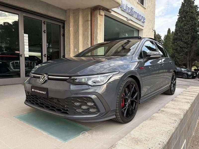 Usata VW Golf GTI 245 CV (180 kW) 2023 Grigio scuro Berlina