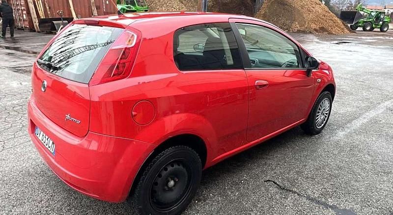 Usata Fiat Grande Punto Dynamic 95 CV (69 kW) 2009 Utilitaria