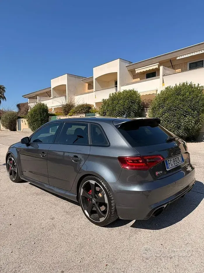 Usata Audi RS3 367 CV (269 kW) 2016 Grigio Berlina