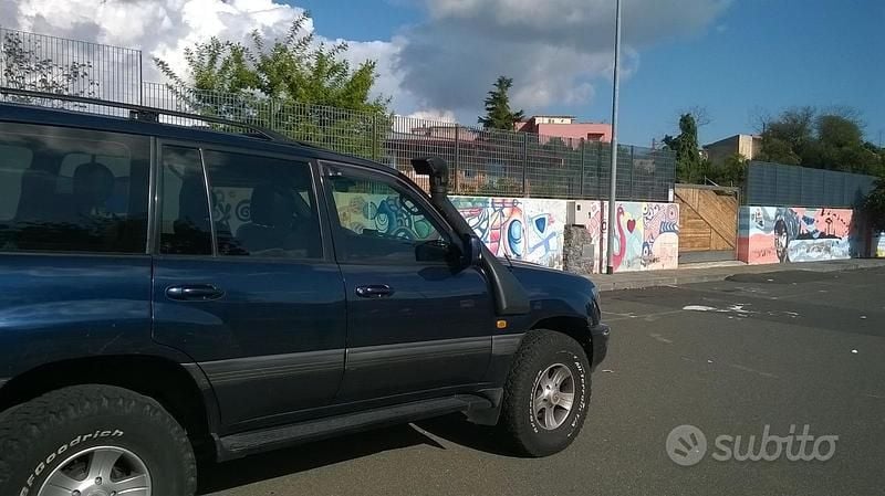 Usata Toyota Land Cruiser 2001 Blu Berlina