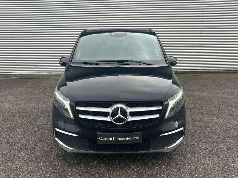 Usata Mercedes V250 Premium 190 CV (139 kW) 2023 Nero ossidiana Monovolume