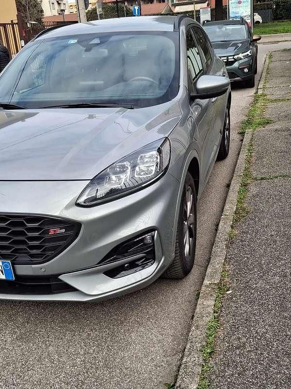 Usata Ford Kuga ST-Line X 152 CV (111 kW) 2022 SUV