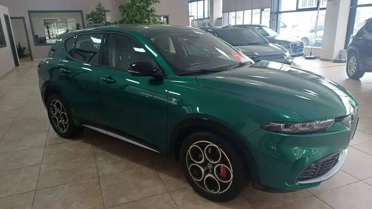 Usata Alfa Romeo Tonale Veloce 131 CV (96 kW) 2023 Verde SUV