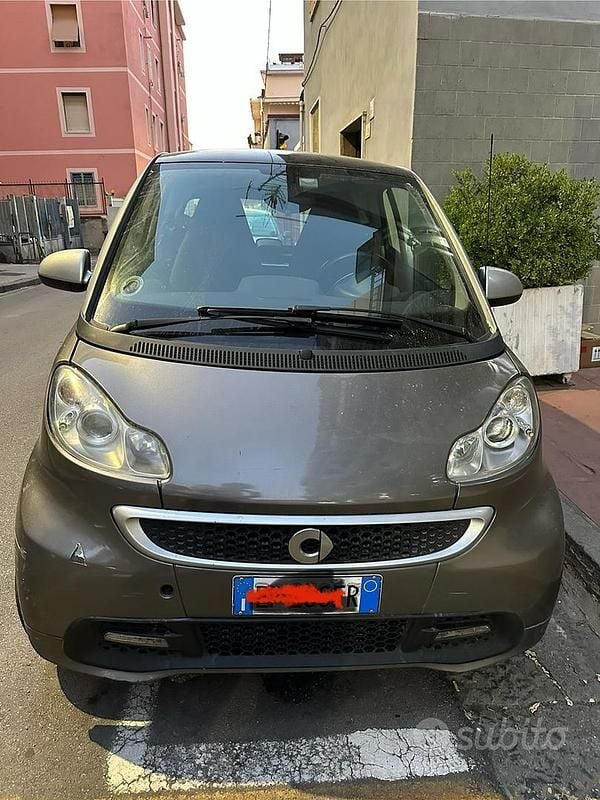 Beige Usata 2012 Smart ForTwo Coupé Pulse Due volumi | 5000 € (Ottimo prezzo) - Immagine 1/4