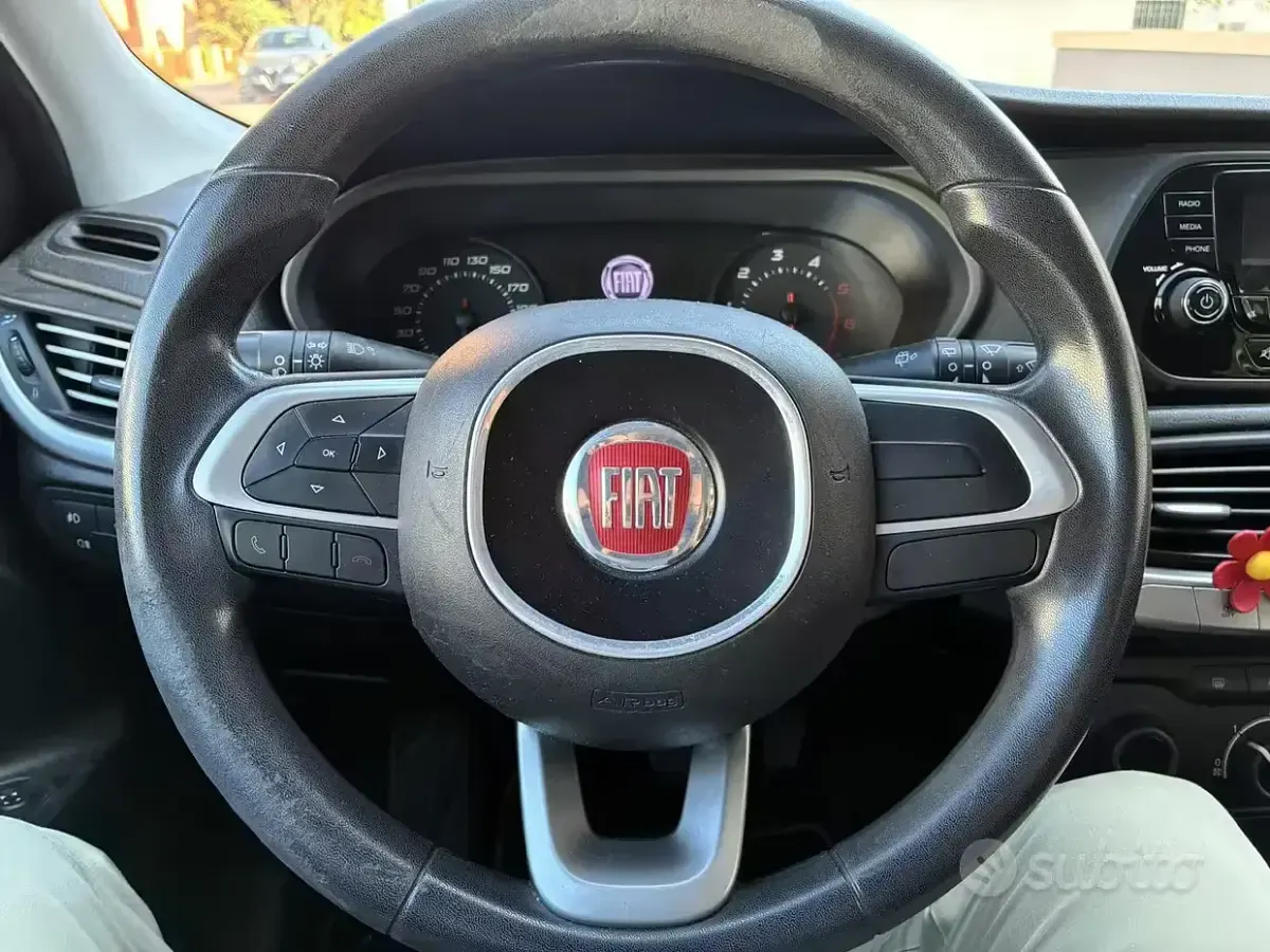 Usata Fiat Tipo 95 CV (69 kW) 2016 Bluazzurro Station wagon