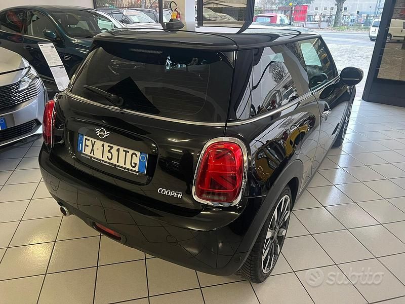 Usata Mini Cooper Hype 136 CV (100 kW) 2019 Other Utilitaria