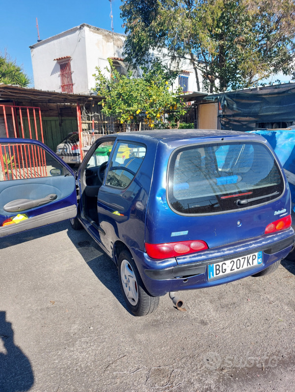 Usato 1999 Fiat Seicento 1.1 Benzin 54 CV (1.200 €)
