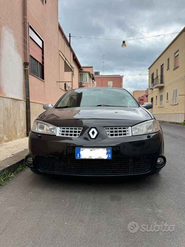 Usata Renault Mégane II R.S. 224 CV (164 kW) 2004 Nero Berlina