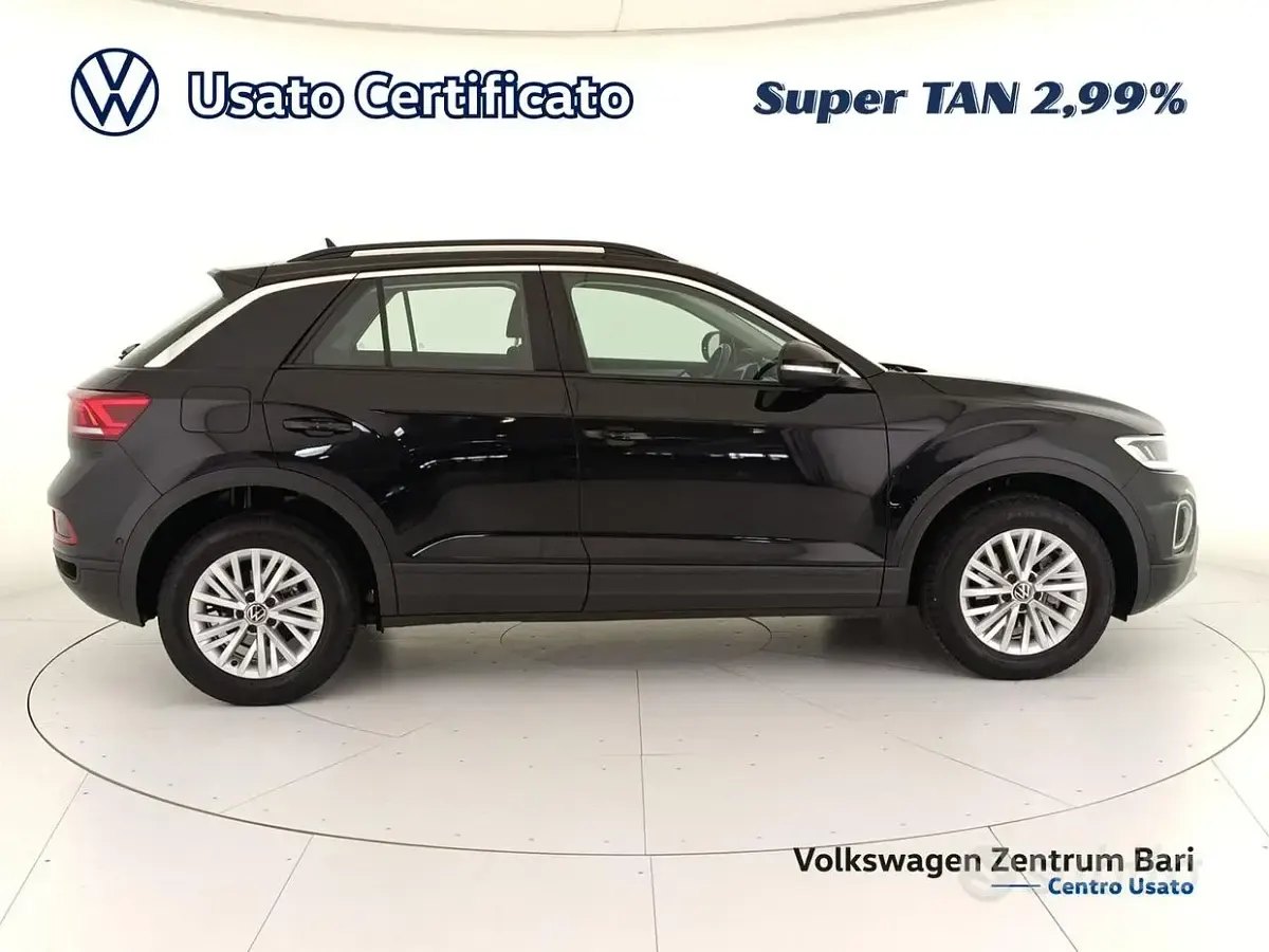 Usata VW T-Roc Life 116 CV (85 kW) 2025 Nero SUV