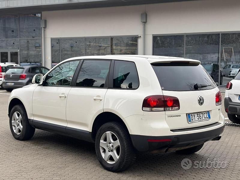Usata VW Touareg 174 CV (127 kW) 2009 Beige SUV