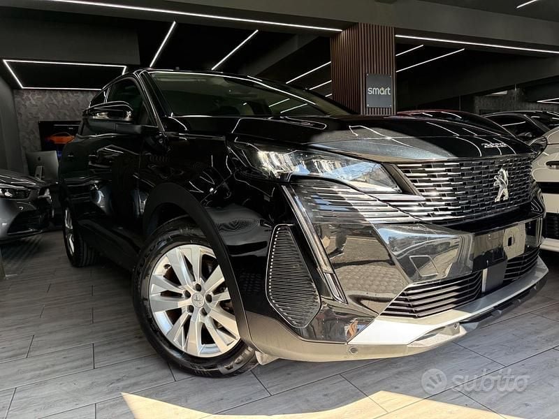 Usata Peugeot 3008 Active 131 CV (96 kW) 2022 Nero SUV