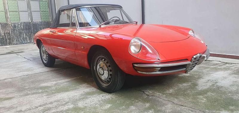 Rosso Usata 1967 Alfa Romeo Spider Cabrio | 58.500 € - Immagine 1/4