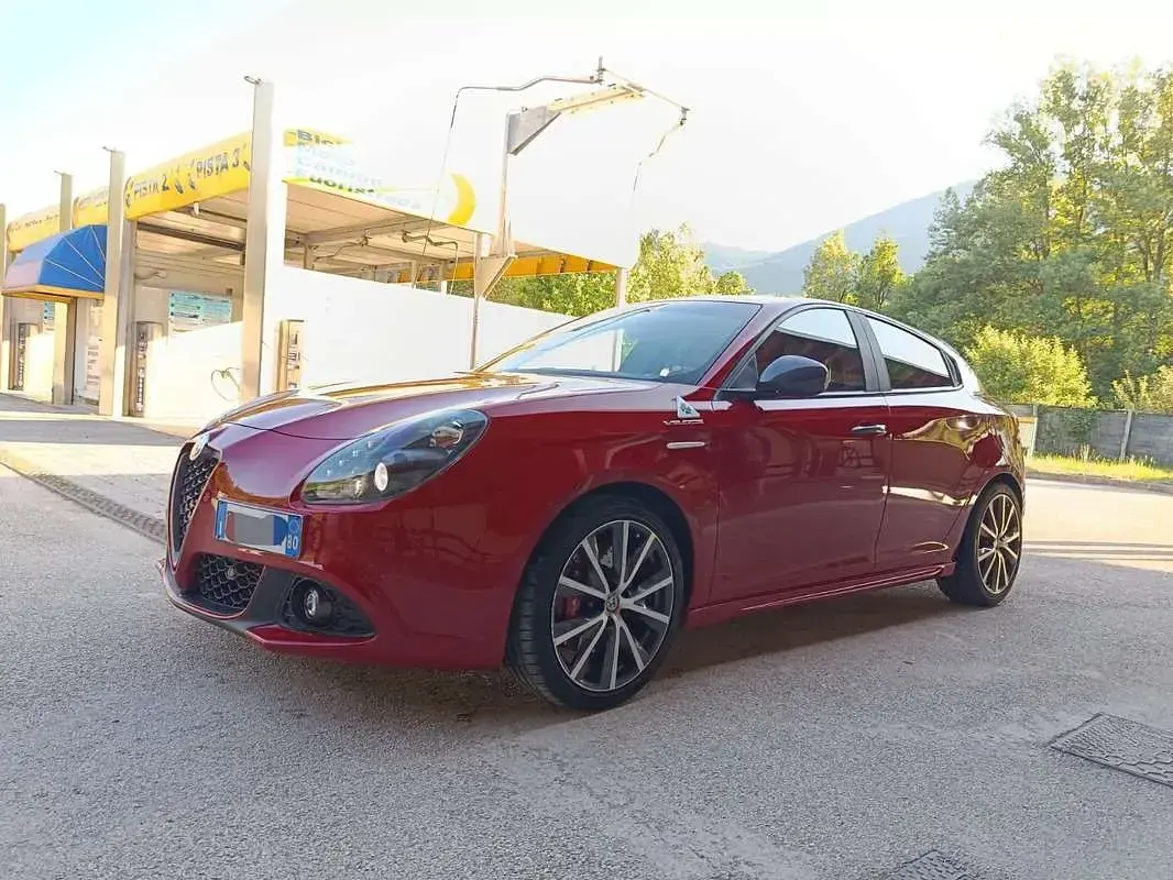 Usata Alfa Romeo Giulietta Veloce 241 CV (177 kW) 2016 Rosso Utilitaria