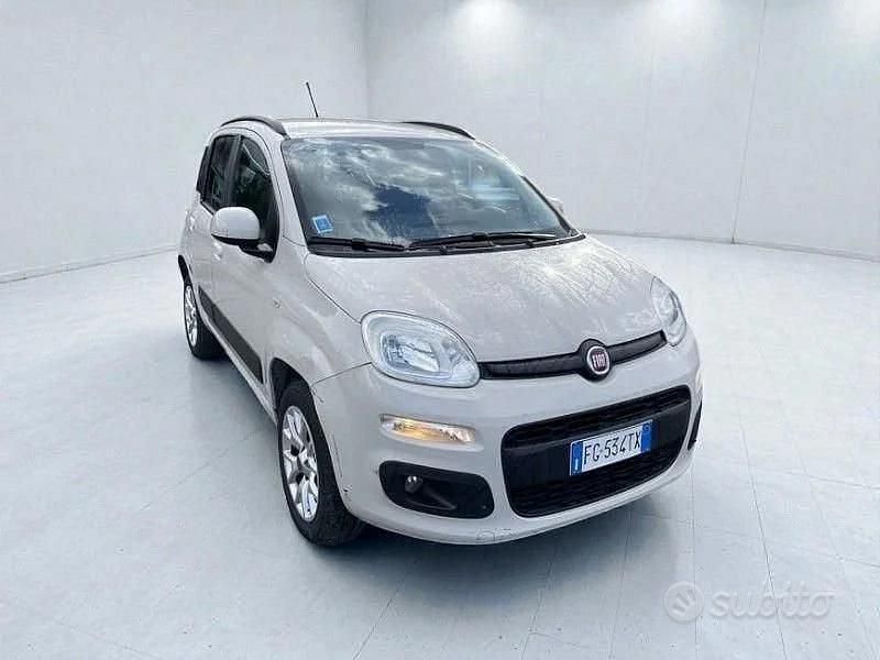 Usata Fiat Panda Easy 84 CV (61 kW) 2016 Beige Utilitaria
