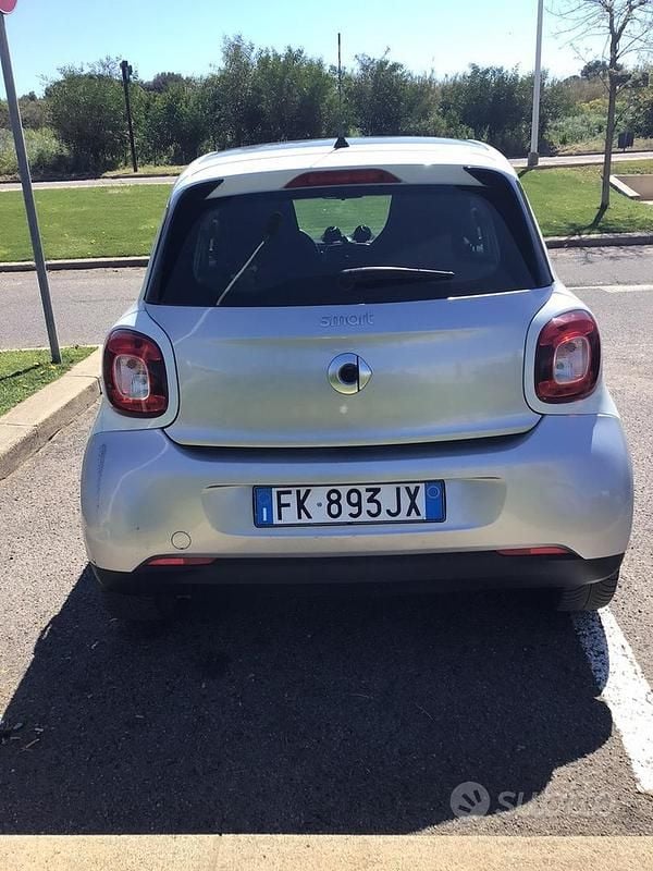 Usata Smart ForFour 2017 Grigio Utilitaria