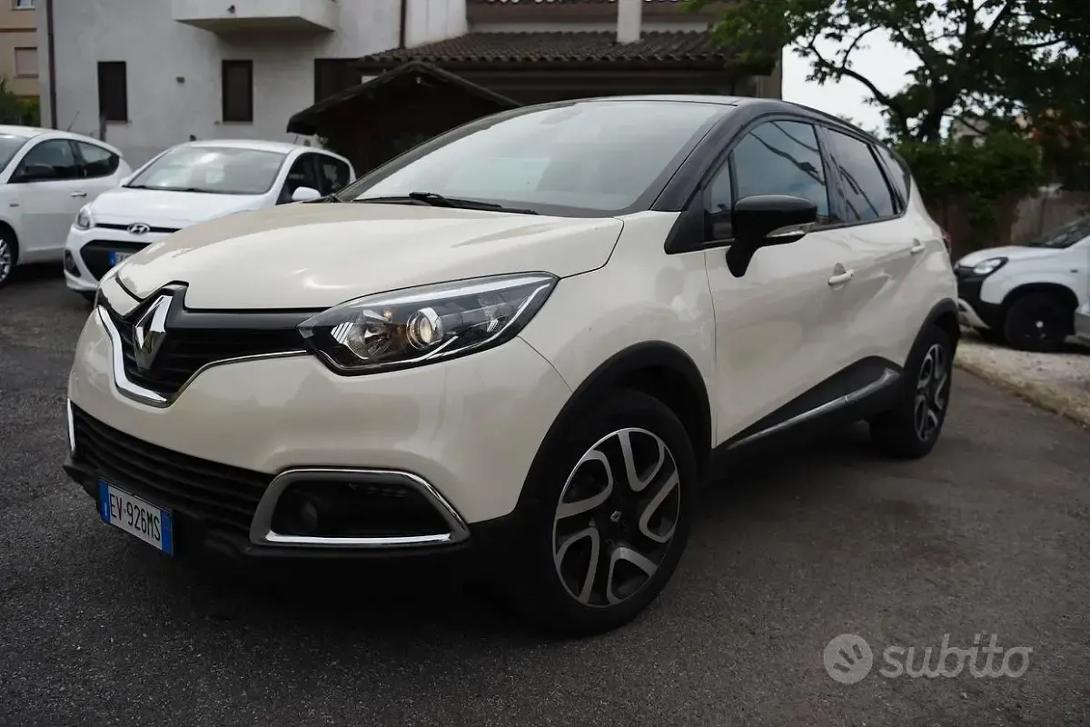 Usata Renault Captur 90 CV (66 kW) 2014 Bianco SUV
