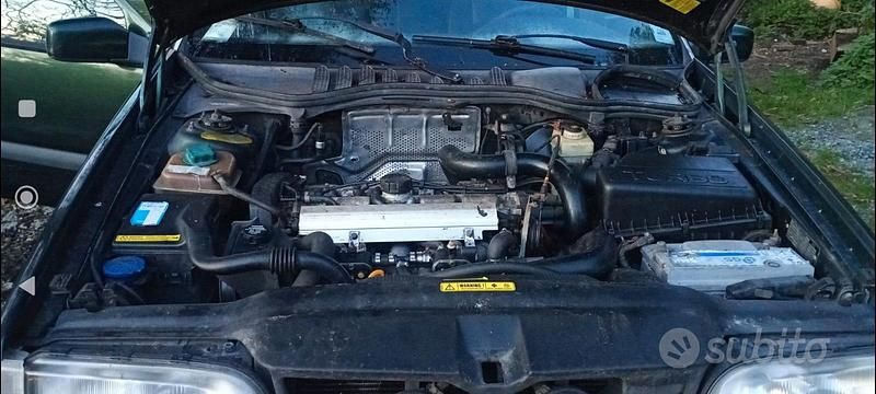 Usata Volvo 850 211 CV (155 kW) 1995 Verde Station wagon