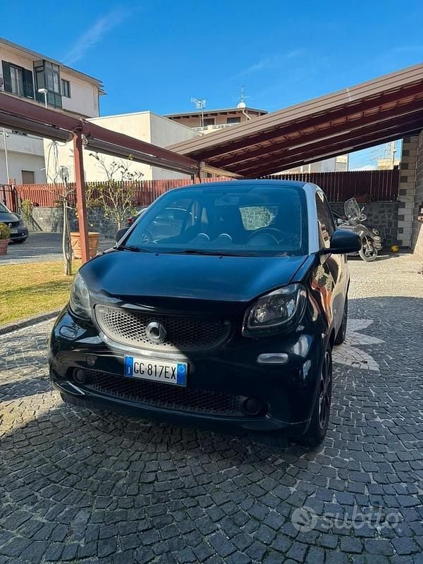 Nero Usata 2014 Smart ForTwo Coupé Coupé | 7000 € - Immagine 1/4