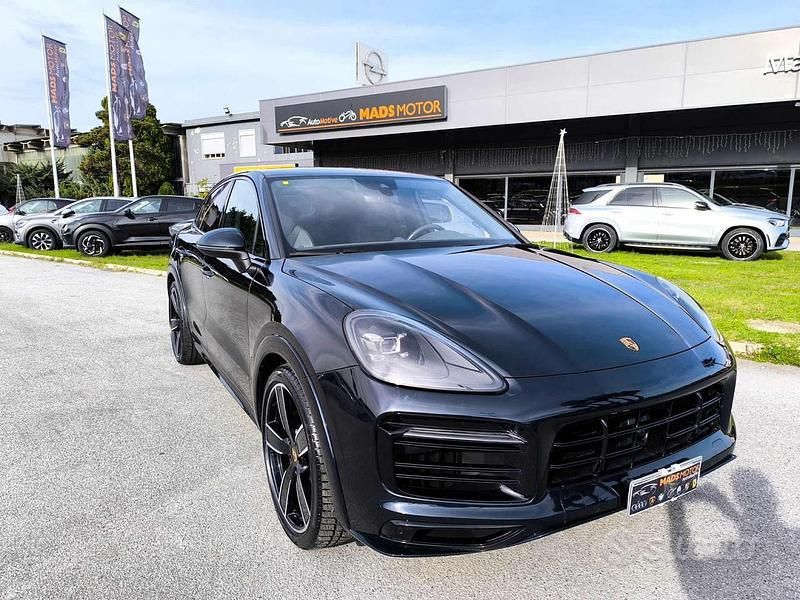 Usata Porsche Cayenne 340 CV (250 kW) 2021 Blu SUV