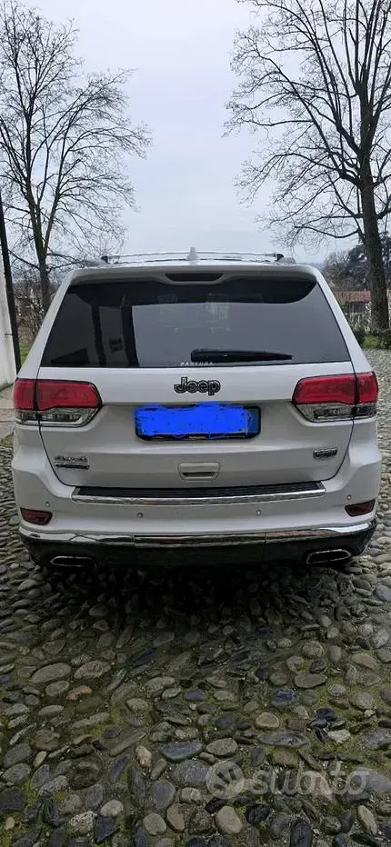 Usata Jeep Grand Cherokee Summit 243 CV (178 kW) 2015 Bianco SUV
