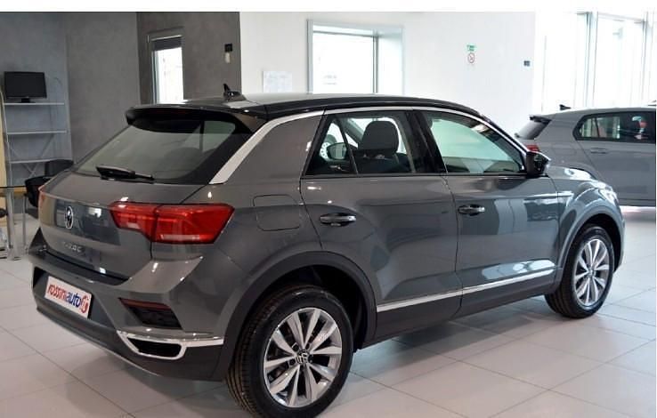 Grigio Usata 2019 VW T-Roc Advance SUV | 23.450 € (Cara) - Immagine 1/1