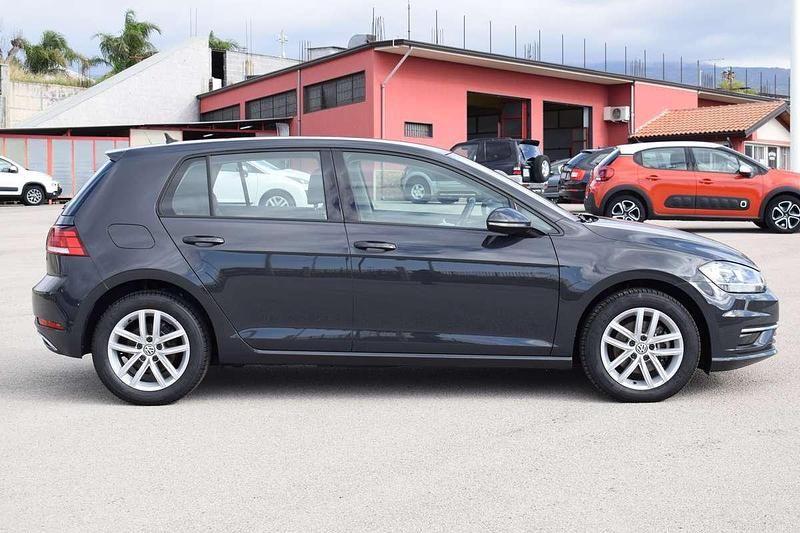 Usata VW Golf VII Business 116 CV (85 kW) 2019 Grigio Berlina