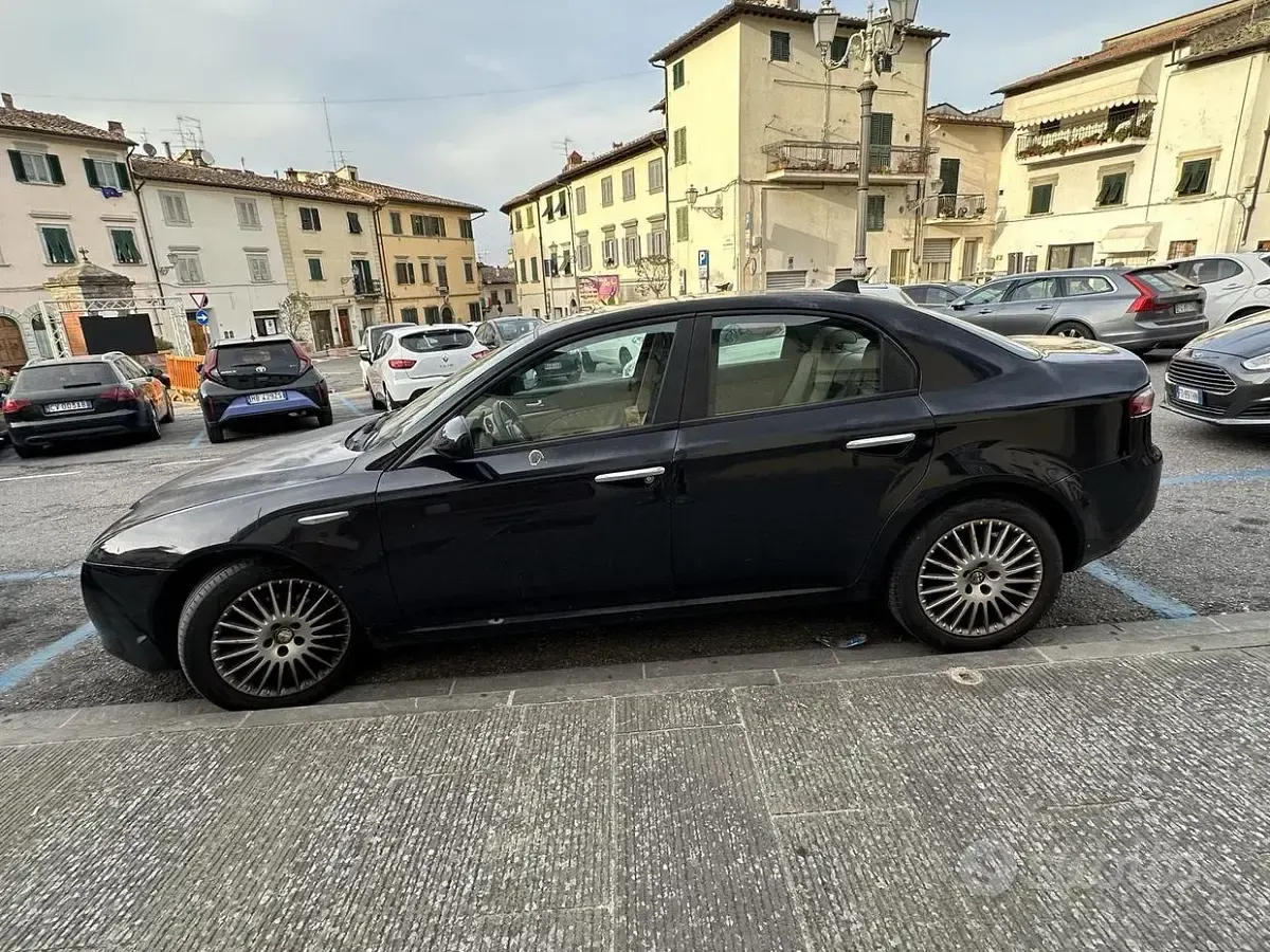 Usata Alfa Romeo 159 120 CV (88 kW) 2007 Nero Berlina