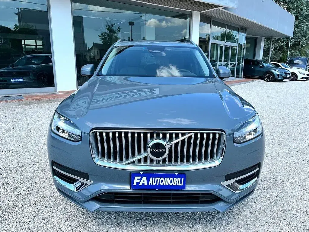 Usata Volvo XC90 Core 310 CV (228 kW) 2023 Grigio SUV