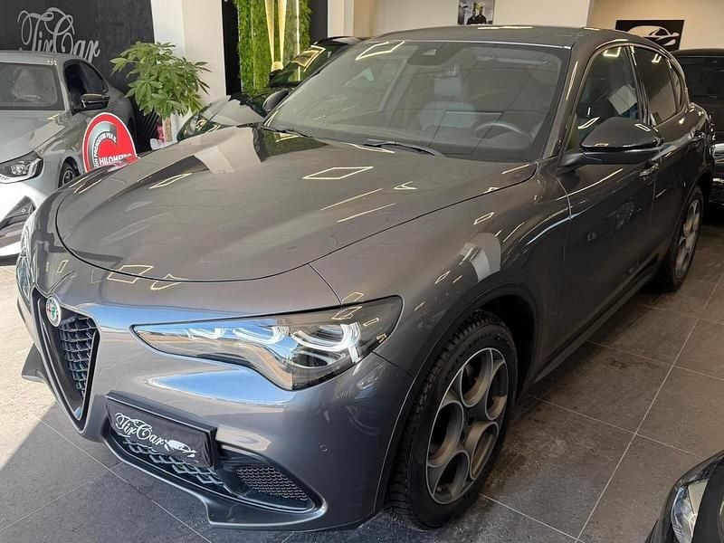 Usata Alfa Romeo Stelvio Sprint 210 CV (154 kW) 2023 Grigio SUV
