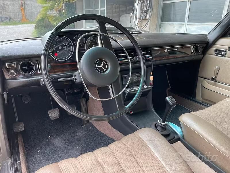 Usata Mercedes 250 1970 Grigio Coupé