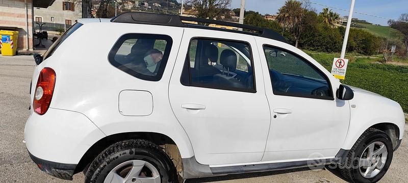 Usata Dacia Duster 2013 Bianco SUV