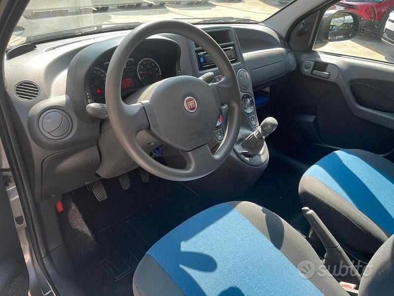 Usata Fiat Panda Active 75 CV (55 kW) 2012 Grigio Utilitaria