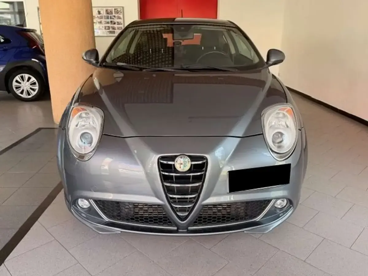 Second-hand Alfa Romeo MiTo Distinctive 120 CP (88 kW) 2010 Gri Hatchback