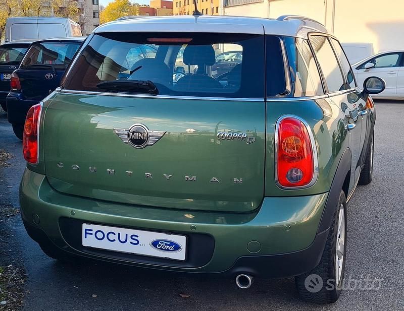 Usata Mini Cooper Countryman Business 111 CV (81 kW) 2014 Verde SUV