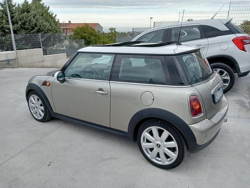 Usata Mini Cooper Coupé 108 CV (79 kW) 2009 Grigio Coupé