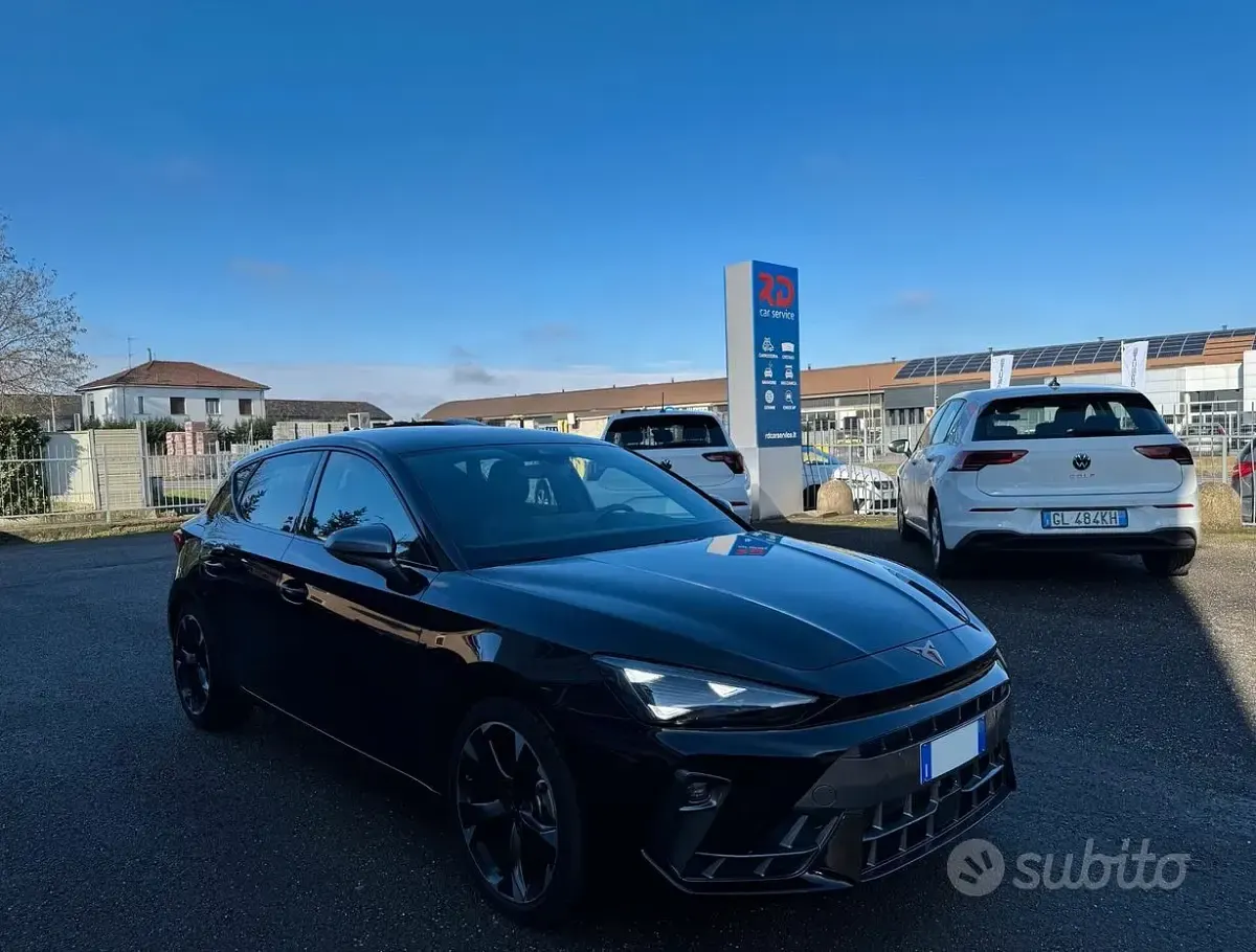 Usata Cupra Leon 150 CV (110 kW) 2025 Nero Berlina