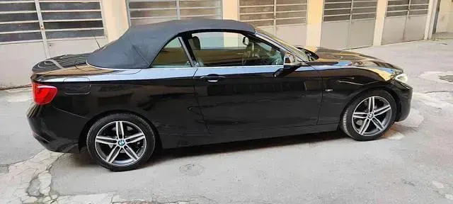 Usata BMW 220 Sport Line 190 CV (139 kW) 2015 Nero metallizzato Cabrio