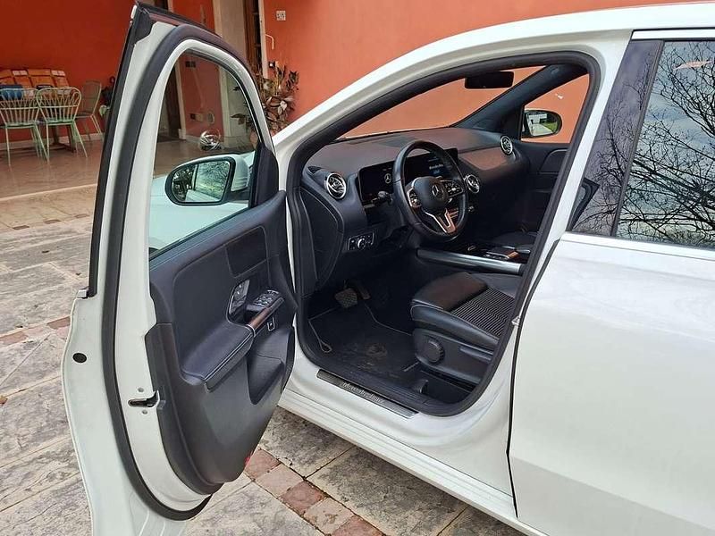 Usata Mercedes B200 Premium 150 CV (110 kW) 2020 Monovolume