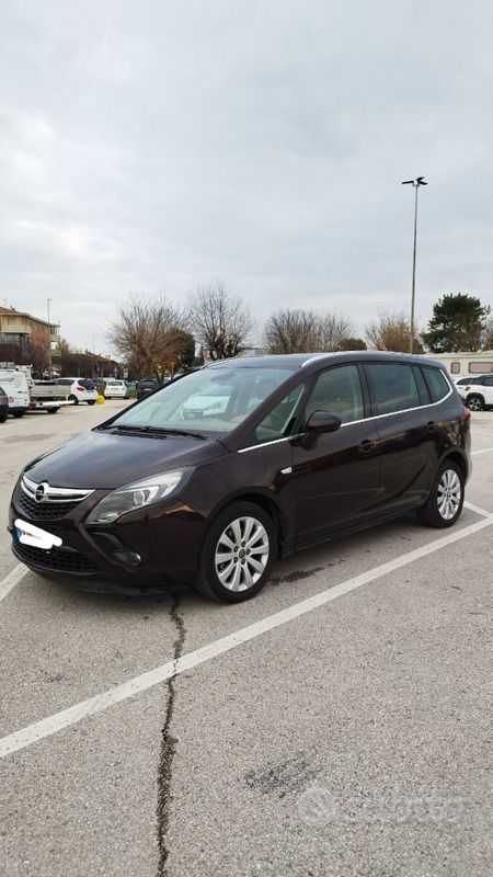 Marrone Usata 2014 Opel Zafira Tourer Cosmo Monovolume | 6000 € (Ottimo prezzo) - Immagine 1/4