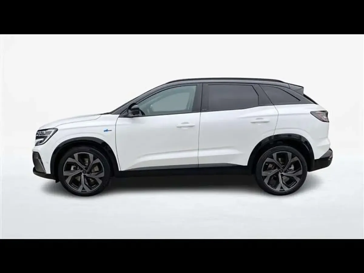 Usata Renault Austral Techno 131 CV (96 kW) 2023 Bianco SUV