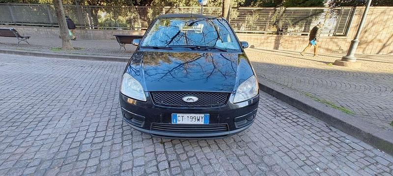 Usata Ford C-MAX Ghia 109 CV (80 kW) 2005 Monovolume